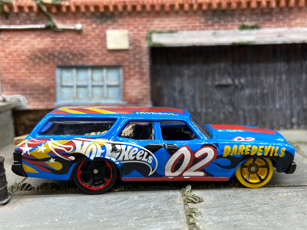 Loose Hot Wheels 1970 Chevy Chevelle SS Station Wagon Dressed in Daredevils Blue and Red Livery