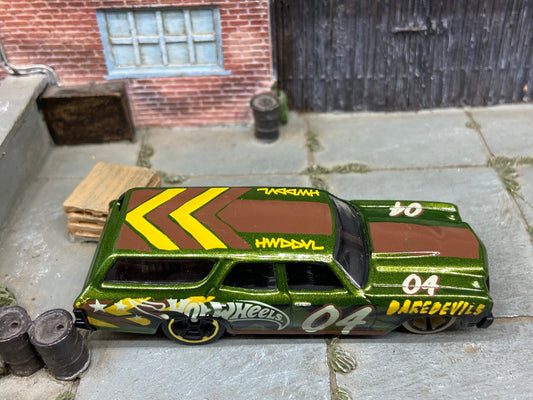 Loose Hot Wheels 1970 Chevy Chevelle SS Station Wagon Dressed in Daredevils Green and Brown Livery
