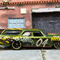 Loose Hot Wheels 1970 Chevy Chevelle SS Station Wagon Dressed in Daredevils Green and Brown Livery