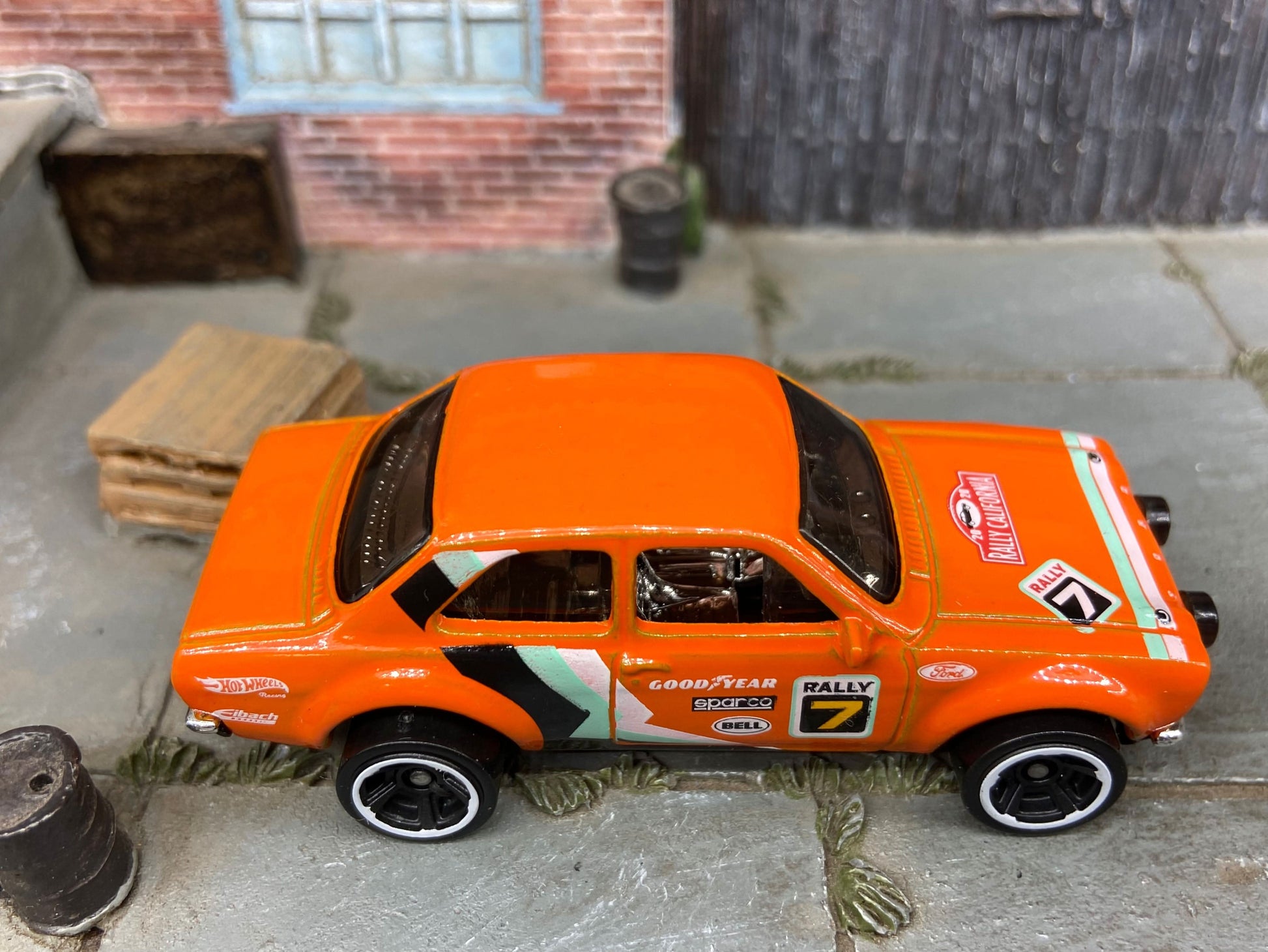 Loose Hot Wheels - 1970 Ford Escort RS 1600 - Orange #7 Rally Race Livery