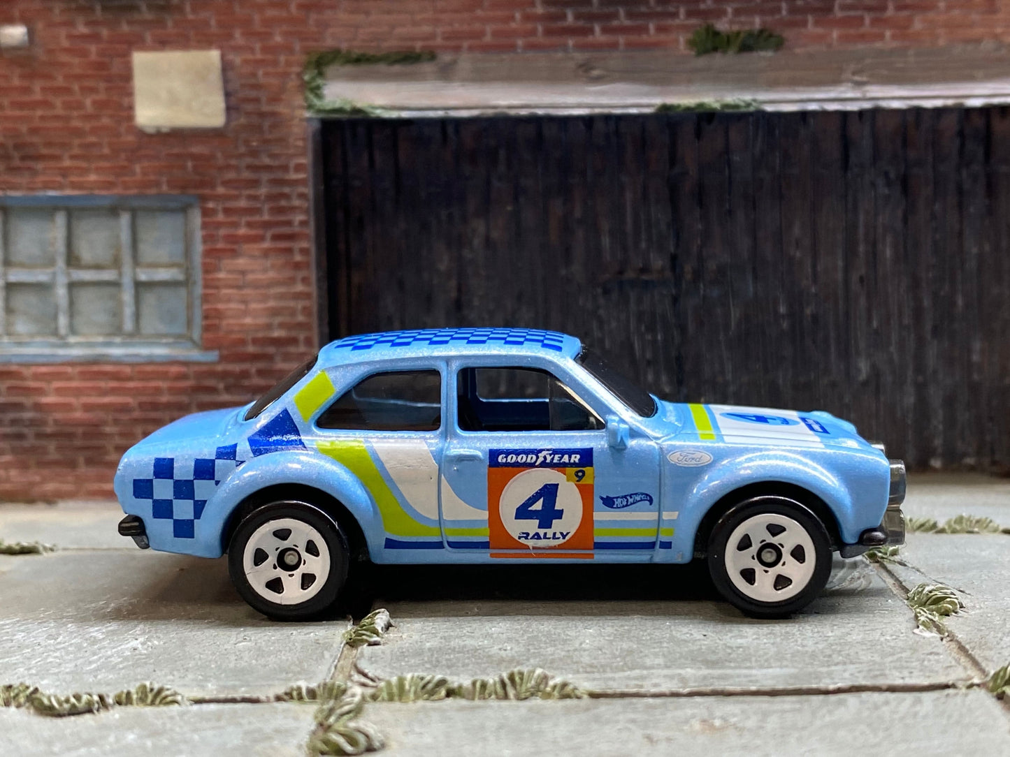 Loose Hot Wheels - 1970 Ford Escort RS 1600 - Light Blue #4