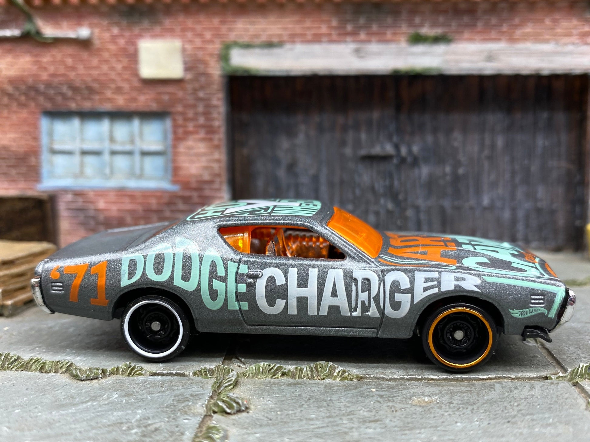 Loose Hot Wheels - 1971 Dodge Charger - Gray Blue and Orange
