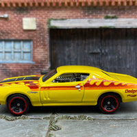 Loose Hot Wheels - 1971 Dodge Charger - Yellow and Black with Flames