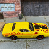 Loose Hot Wheels - 1971 Dodge Charger - Yellow and Black with Flames
