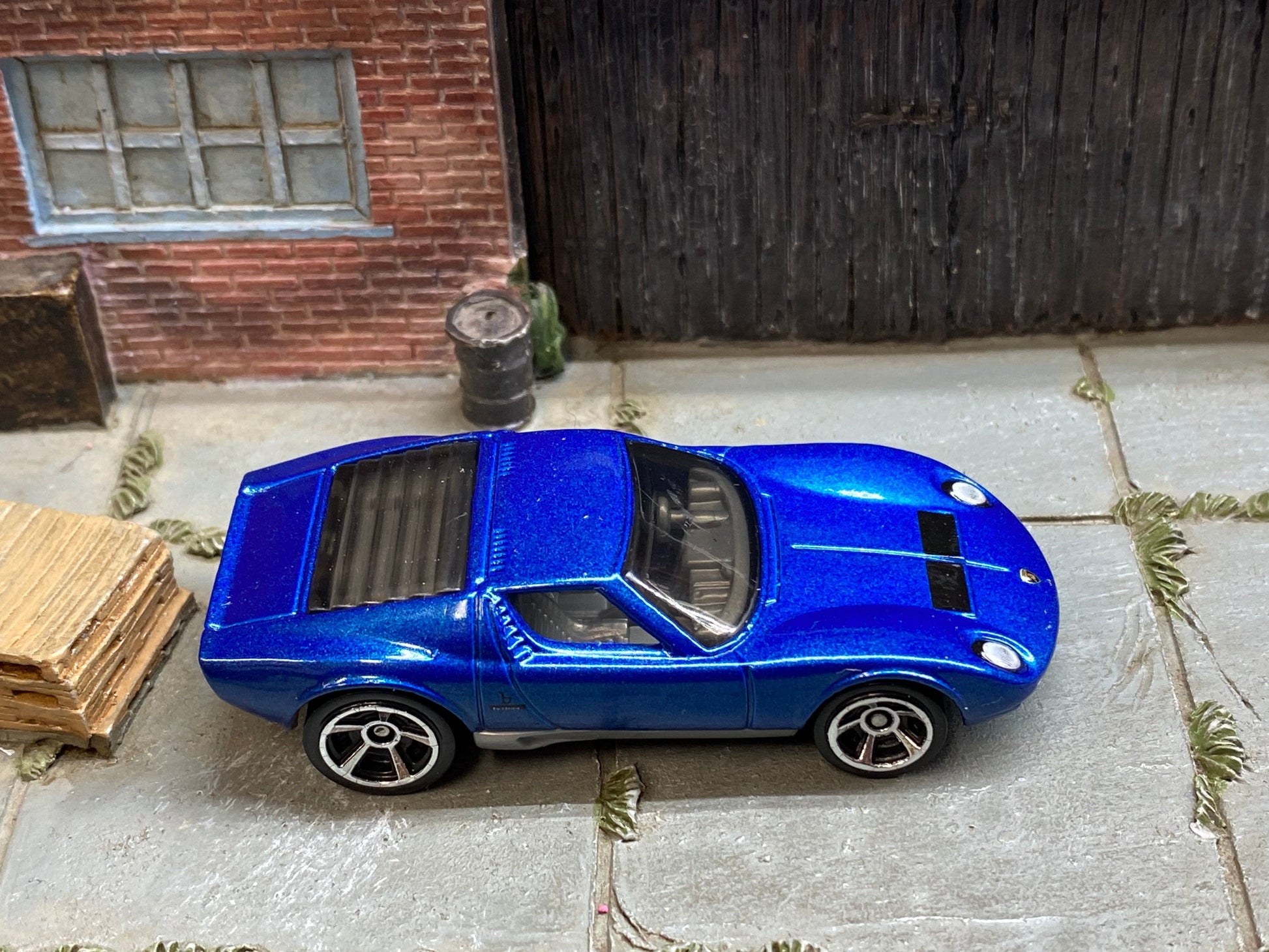 Loose Hot Wheels - 1971 Lamborghini Miura SV - Blue and Silver