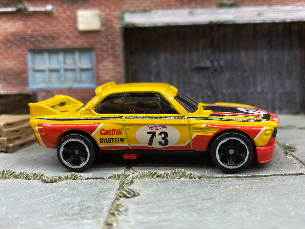 Loose Hot Wheels - 1973 BMW 3.0 CSL - Yellow, Black and Orange 73