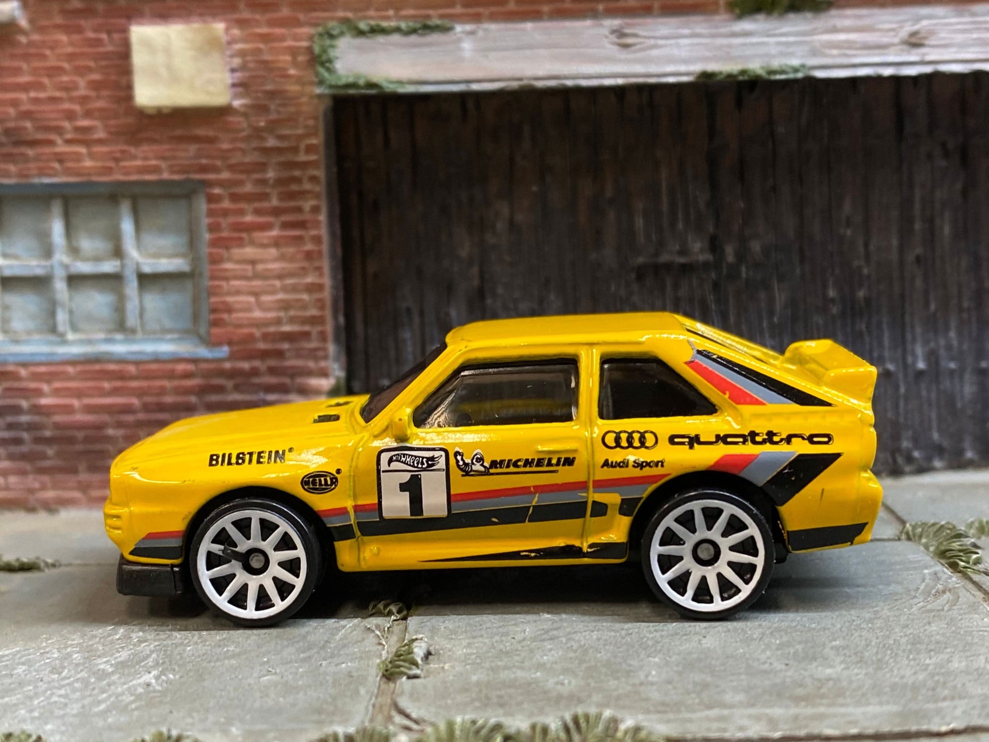 Loose Hot Wheels - 1984 Audi Sport Quattro - Yellow #1 Race Livery