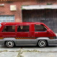 Loose Hot Wheels - 1986 Toyota Van - Dark Red and Gray