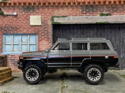 Loose Hot Wheels - 1988 Jeep Wagoneer - Gray, Black and Red