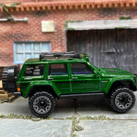 Loose Hot Wheels - 1995 Jeep Cherokee - Dark Green