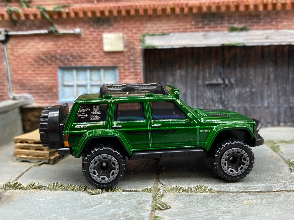 Loose Hot Wheels - 1995 Jeep Cherokee - Dark Green