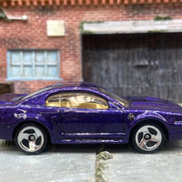 Loose Hot Wheels 1999 Ford Mustang Dressed in Purple