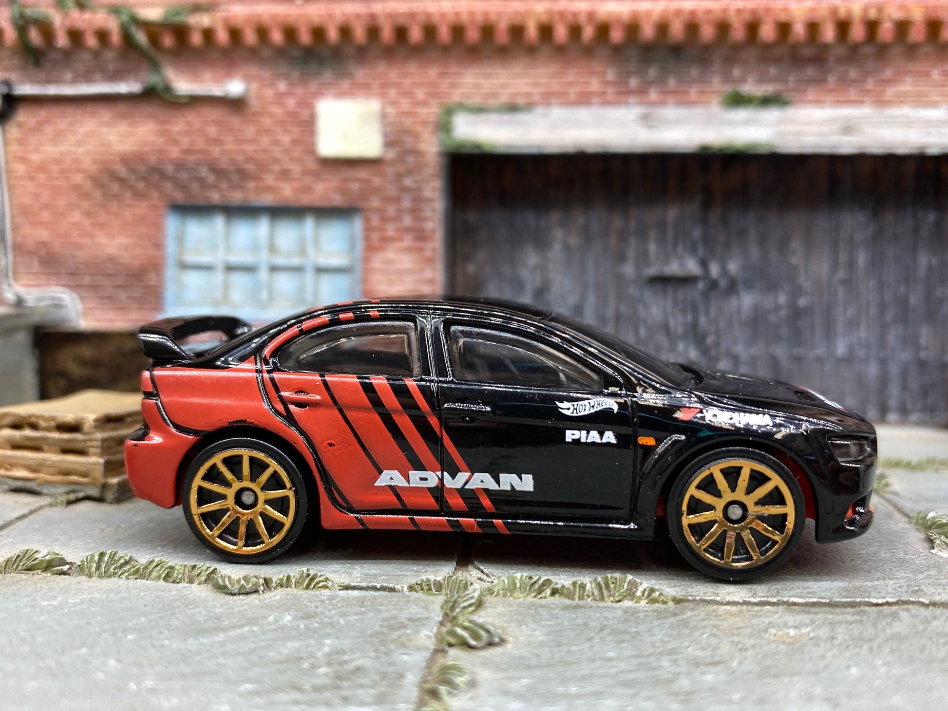 Loose Hot Wheels - 2008 Mitsubishi Lancer Evalution - Advant Black and Red