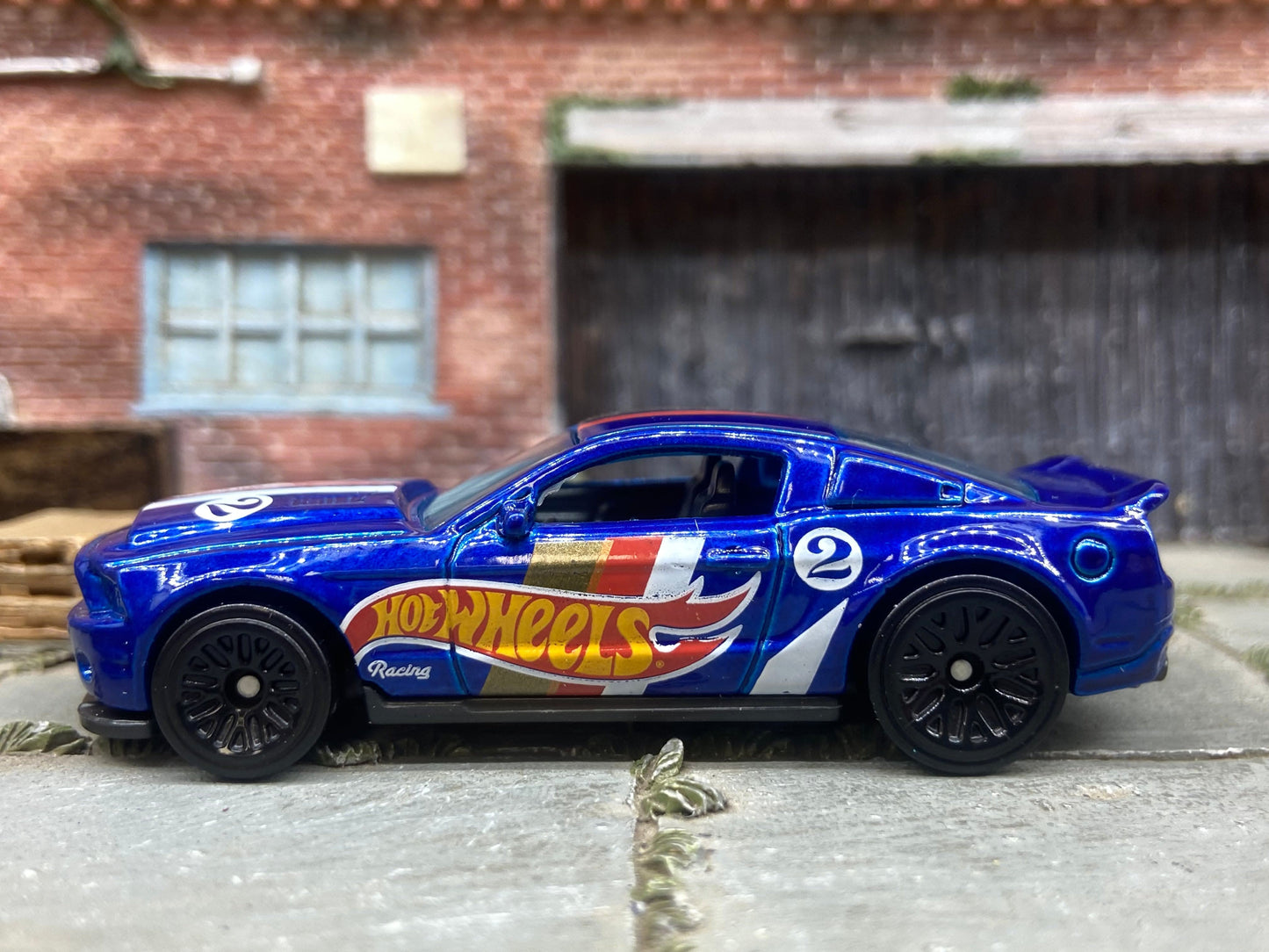 Loose Hot Wheels - 2010 Ford Mustang Shelby GT500 Super Snake - in Blue Hot Wheels Livery