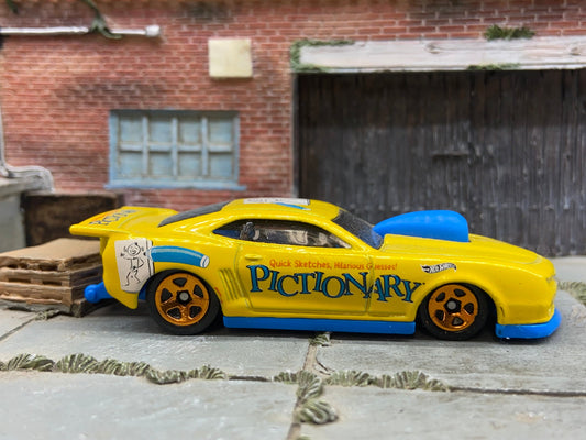 Loose Hot Wheels: 2010 Pro-Stock Chevy Camaro Drag Car - Yellow Pictionary Livery