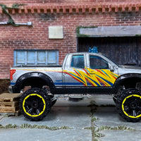 Loose Hot Wheels - 2010 Toyota Tundra Off Road 4x4 - Silver, Orange and Yellow