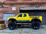 Loose Hot Wheels - 2010 Toyota Tundra Off Road 4x4 - Yellow and Blue