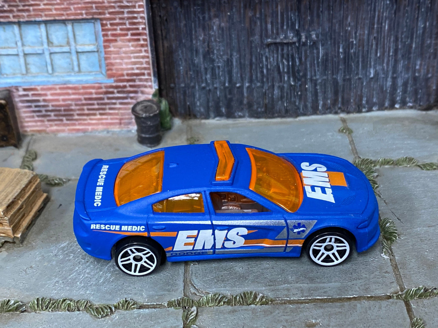 Loose Hot Wheels - 2015 Dodge Charger SRT - EMS Blue, White and Orange