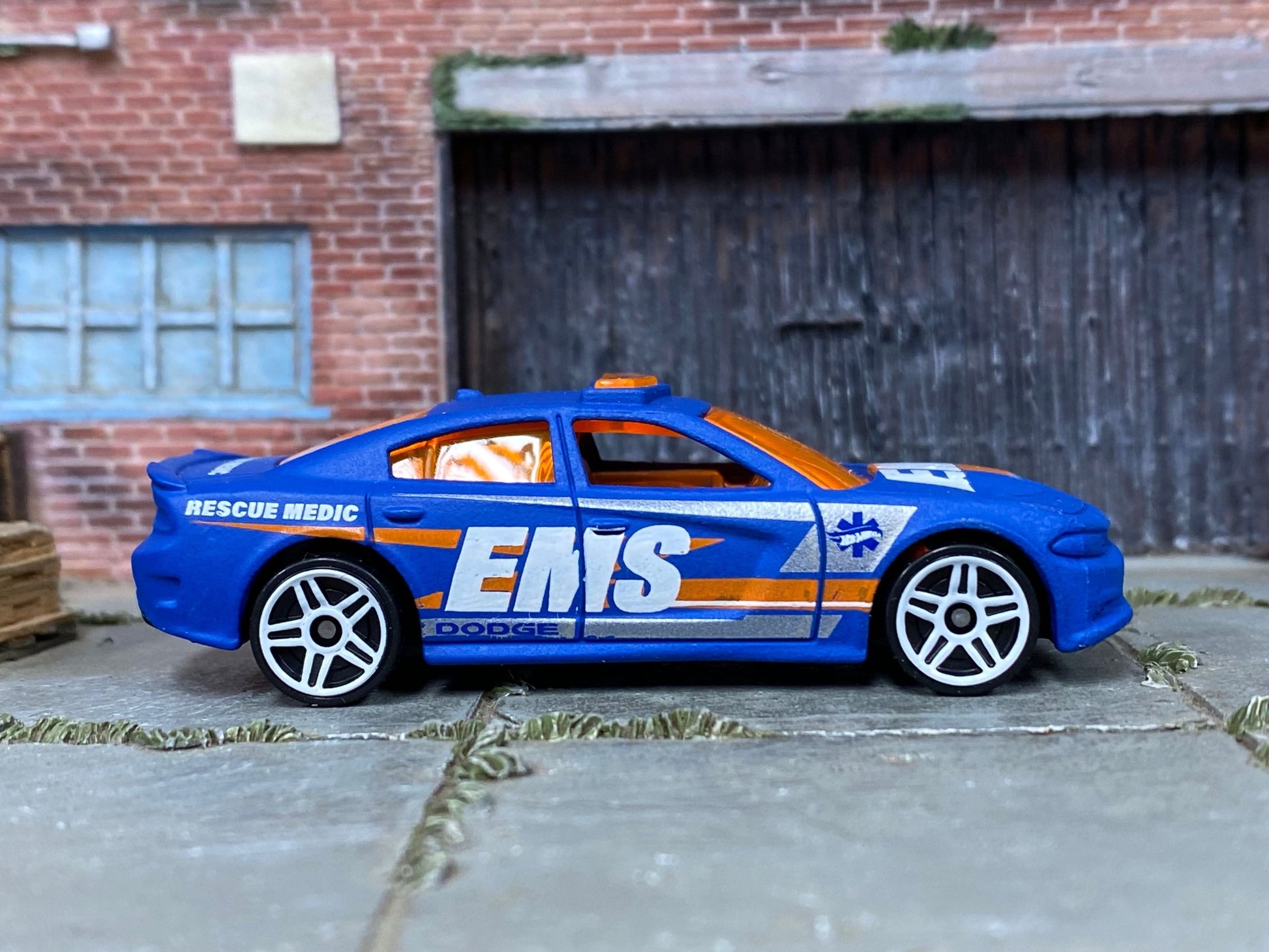 Loose Hot Wheels - 2015 Dodge Charger SRT - EMS Blue, White and Orange
