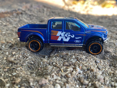Loose Hot Wheels - 2015 Ford F150 4X4 Truck - Blue K&N Filters Livery