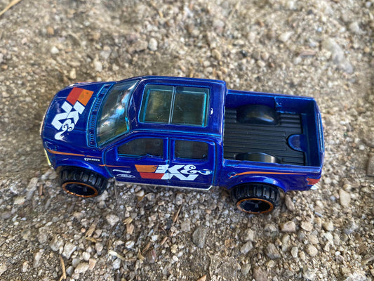 Loose Hot Wheels - 2015 Ford F150 4X4 Truck - Blue K&N Filters Livery