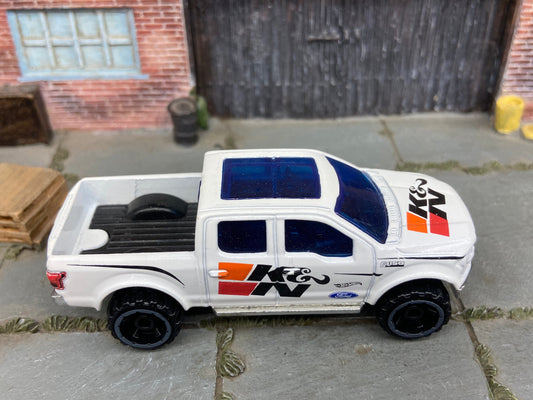 Loose Hot Wheels - 2015 Ford F150 4X4 Truck - White K&N Filters Livery