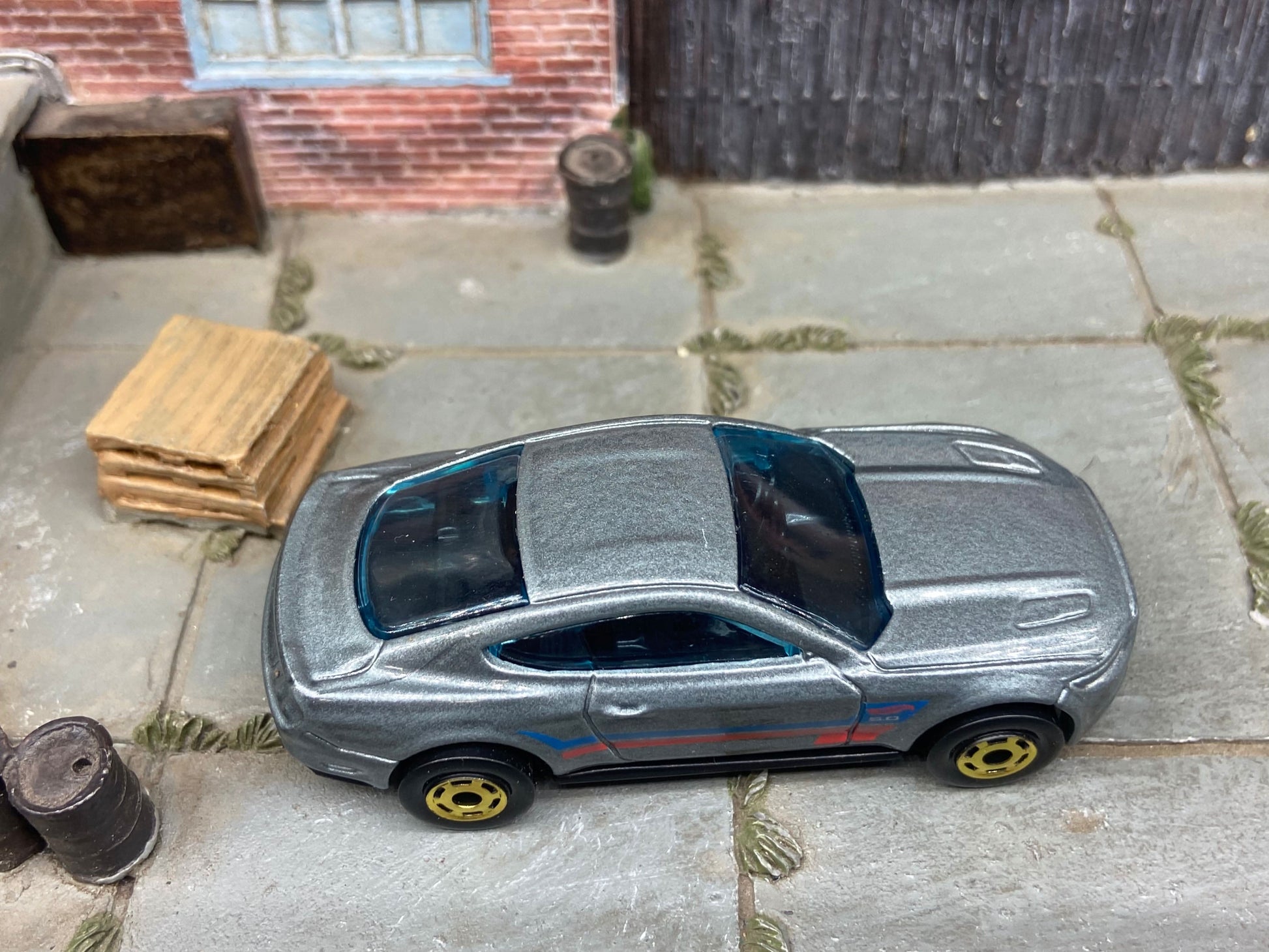 Loose Hot Wheels - 2015 Ford Mustang GT - Silver, Blue and Red