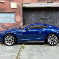 Loose Hot Wheels 2015 Jaguare F-Type Coupe Dressed in Blue