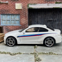 Loose Hot Wheels: 2016 BMW M2 - White
