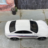 Loose Hot Wheels: 2016 BMW M2 - White