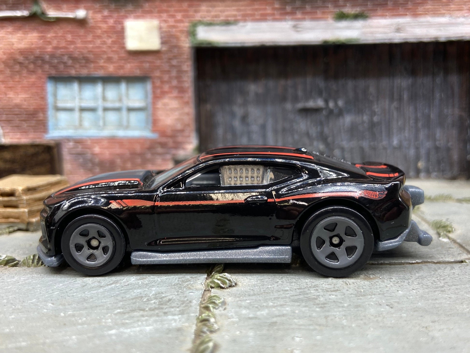 Loose Hot Wheels - 2018 Chevy Camaro COPO Drag Car - Black and Red