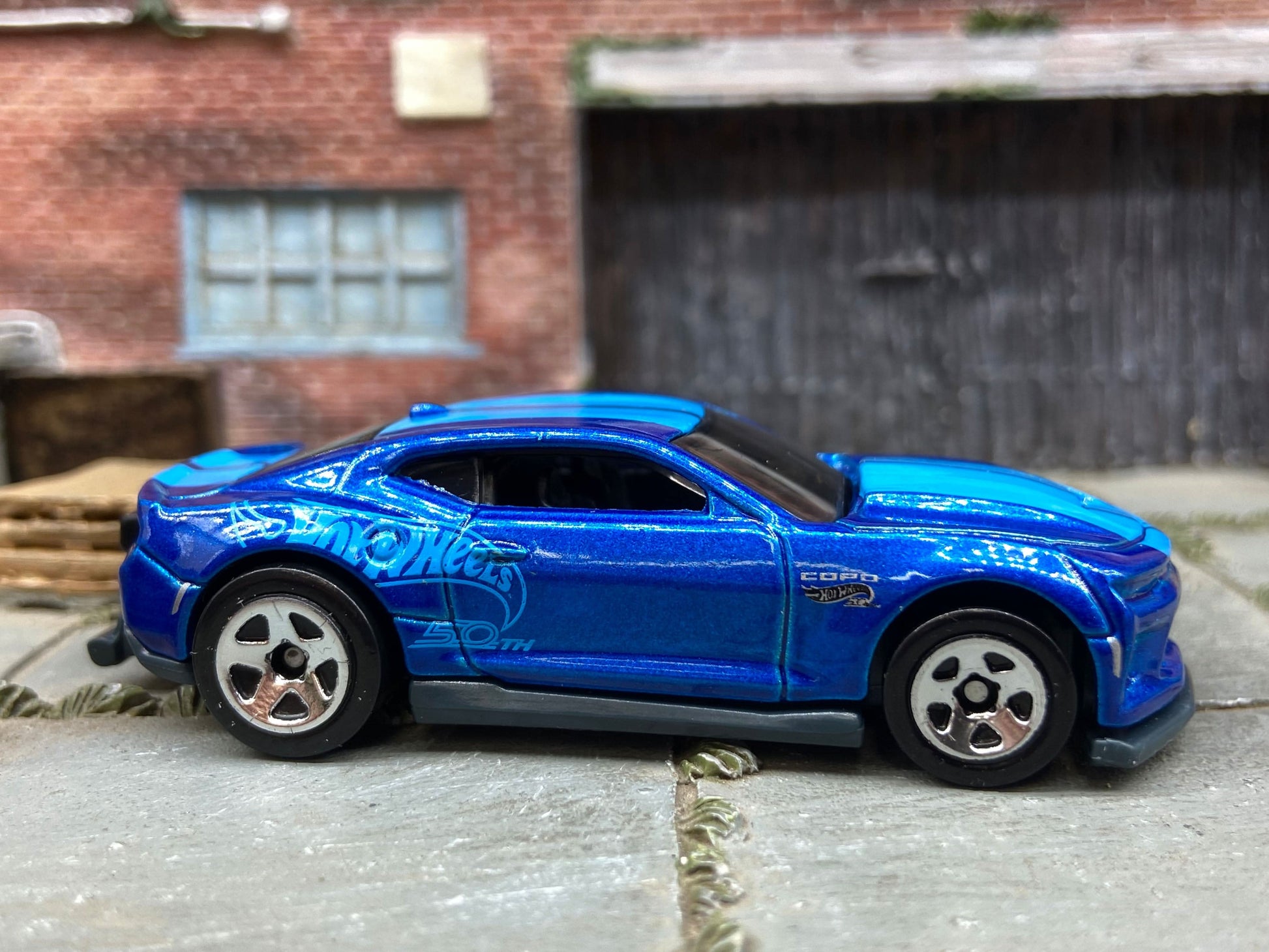 Loose Hot Wheels - 2018 Chevy Camaro COPO Drag Car - Blue with Blue Stripes