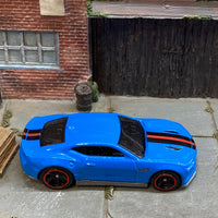 Loose Hot Wheels - 2018 Chevy Camaro SS - Blue, Black and Red