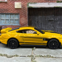 Loose Hot Wheels: 2020 Ford Mustang Shelby GT500 - Yellow and Black