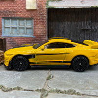 Loose Hot Wheels: 2020 Ford Mustang Shelby GT500 - Yellow and Black