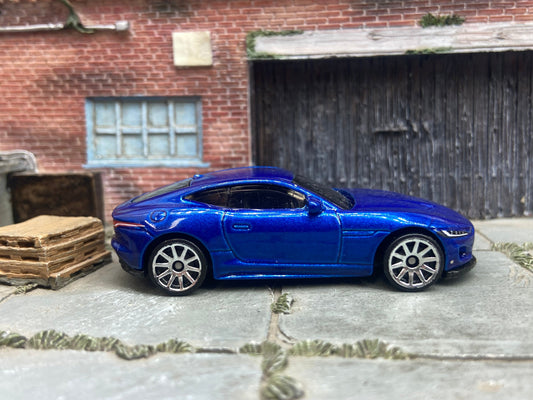 Loose Hot Wheels - 2020 Jaguare F-Type - Blue