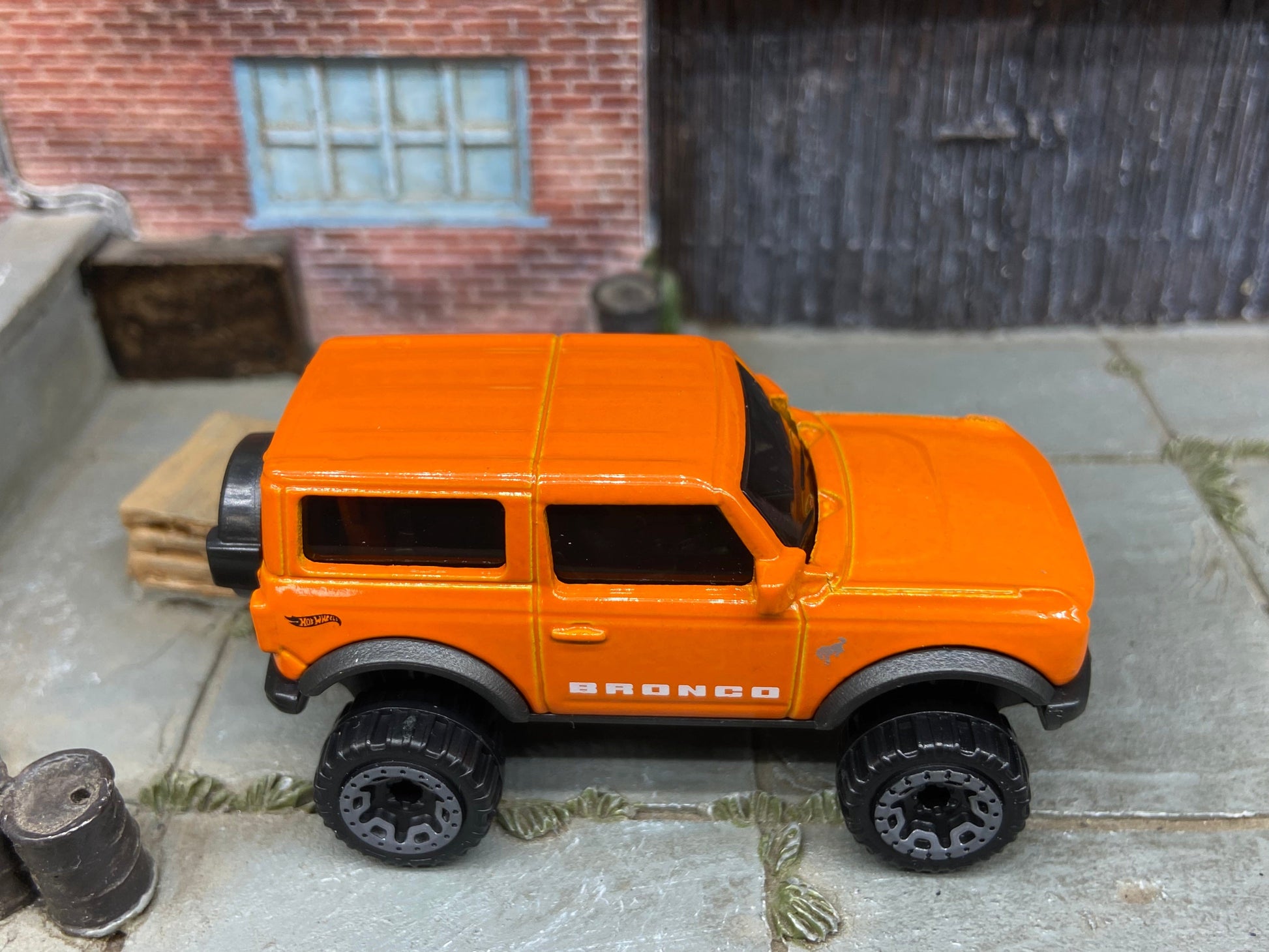 Loose Hot Wheels - 2021 Ford Bronco 4×4 - Orange