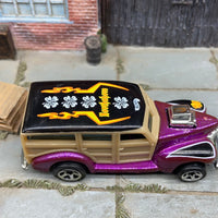 Loose Hot Wheels: 40's Ford Woody - Purple