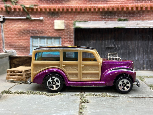 Loose Hot Wheels - 40's Ford Woody - Purple