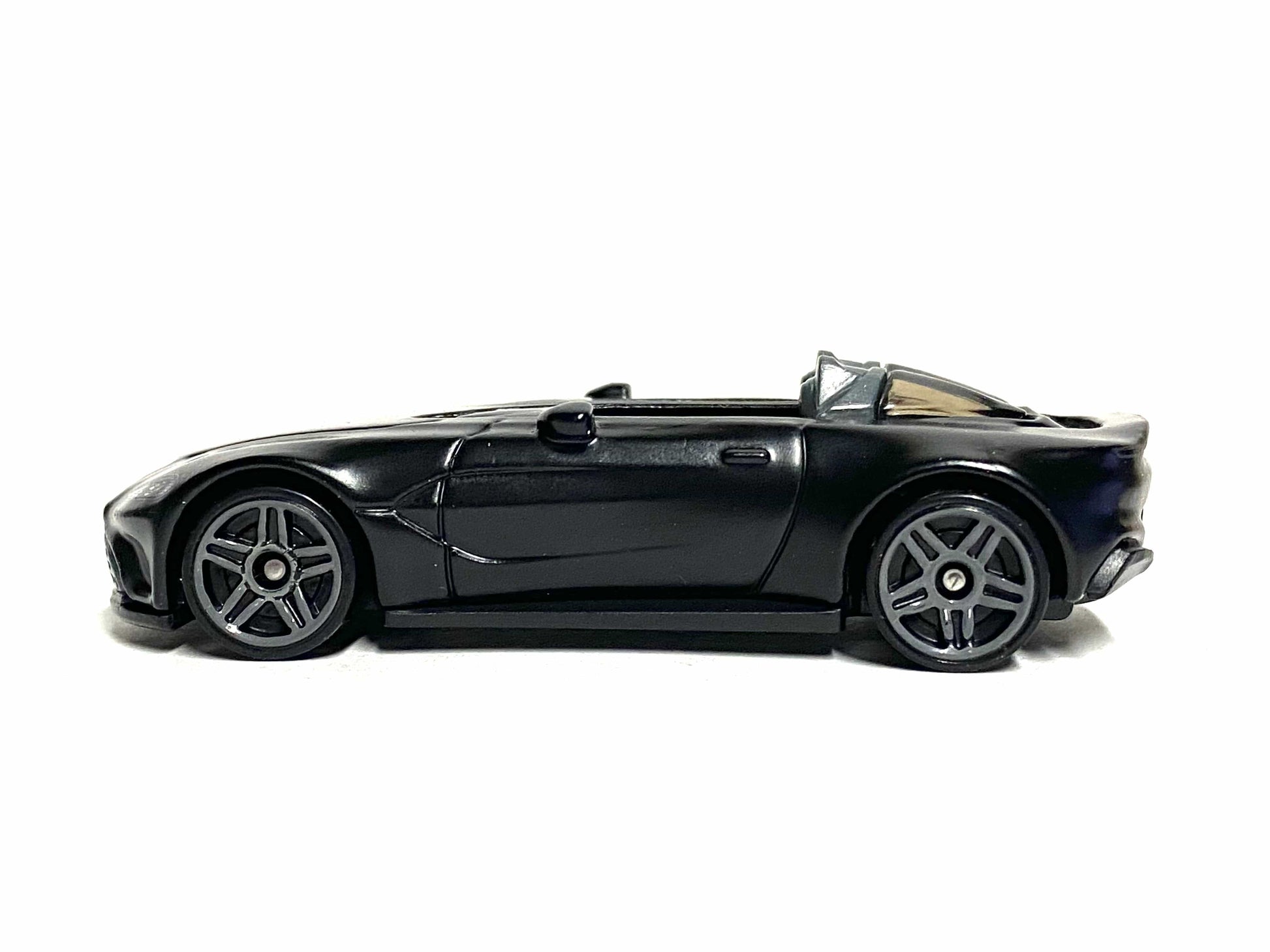 Loose Hot Wheels - Aston Martin V12 Speedster - Satin Black