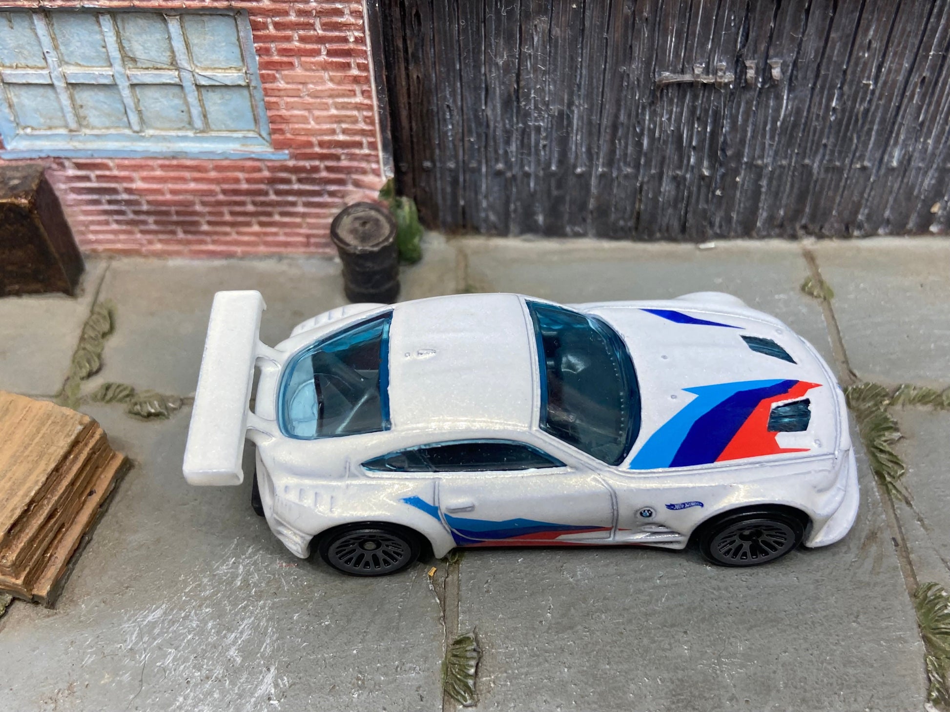 Loose Hot Wheels: BMW Z4 M - White with Red and Blue