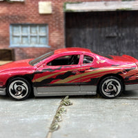 Loose Hot Wheels: Chevy Monte Carlo Concept - Pink