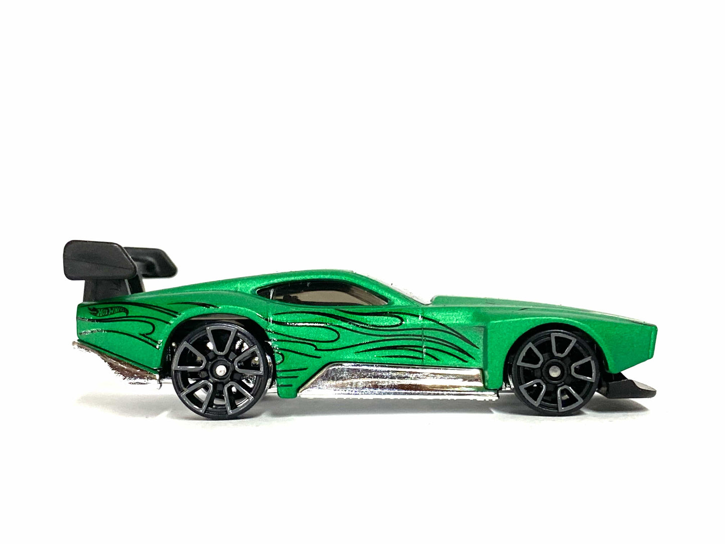 Loose Hot Wheels - Count Muscula - Green and Black with Flames