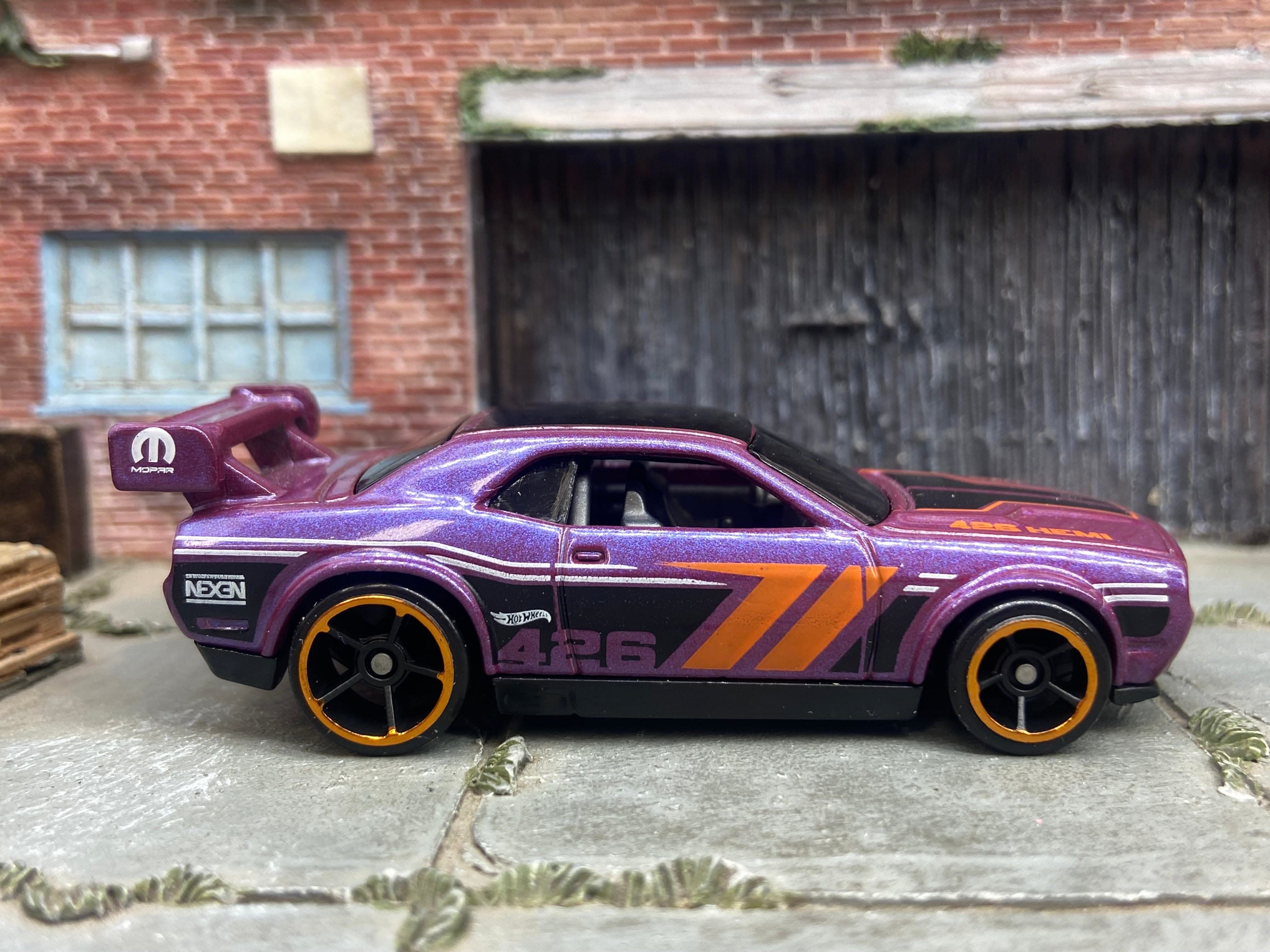 Loose Hot Wheels - Dodge Challenger Drift Car - Purple – Muncle Mikes
