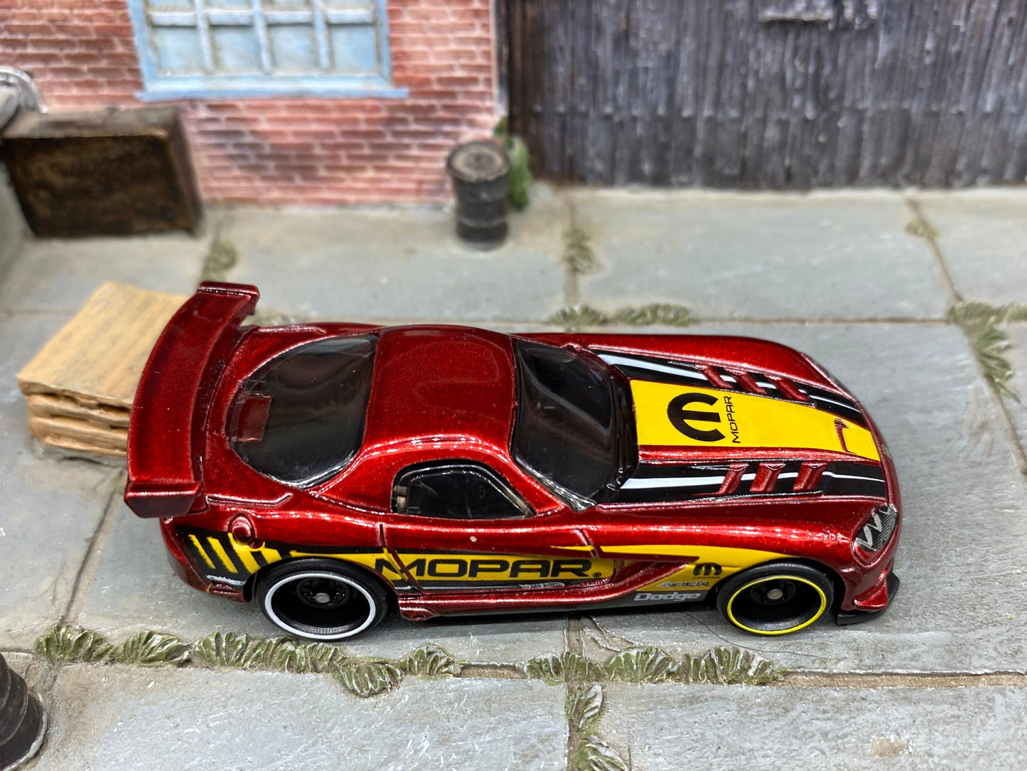 Loose Hot Wheels - Dodge Viper SRT10 ACR - Dark Red and Yellow MOPAR