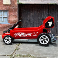 Loose Hot Wheels - Draggin' Wagon - Red and White Hot Wheels
