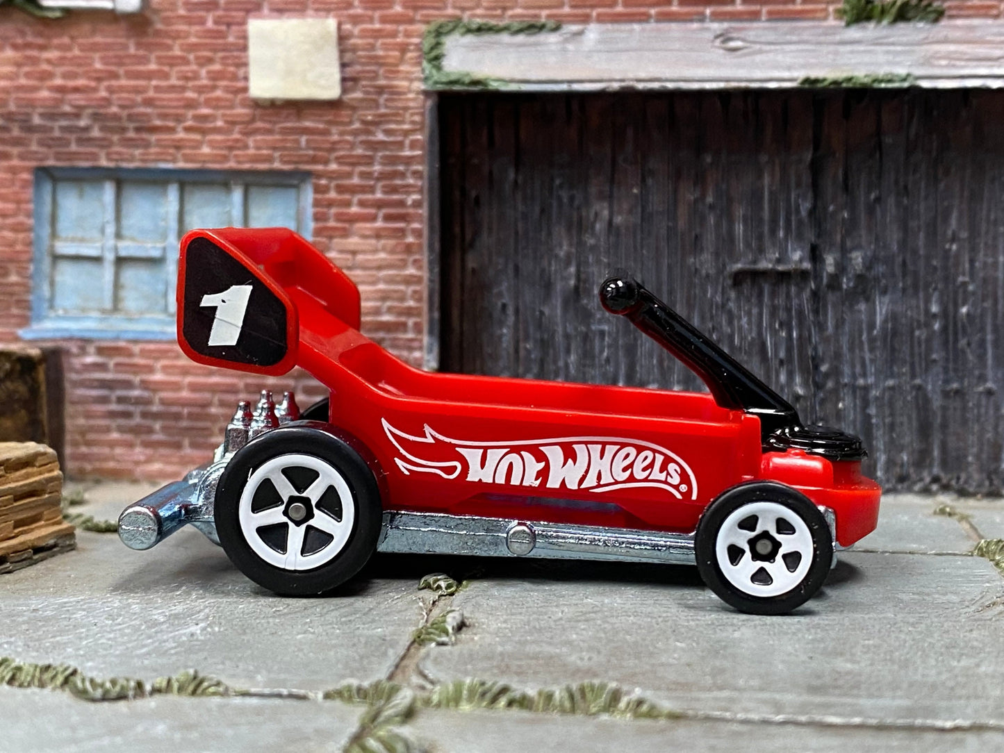 Loose Hot Wheels - Draggin' Wagon - Red and White Hot Wheels