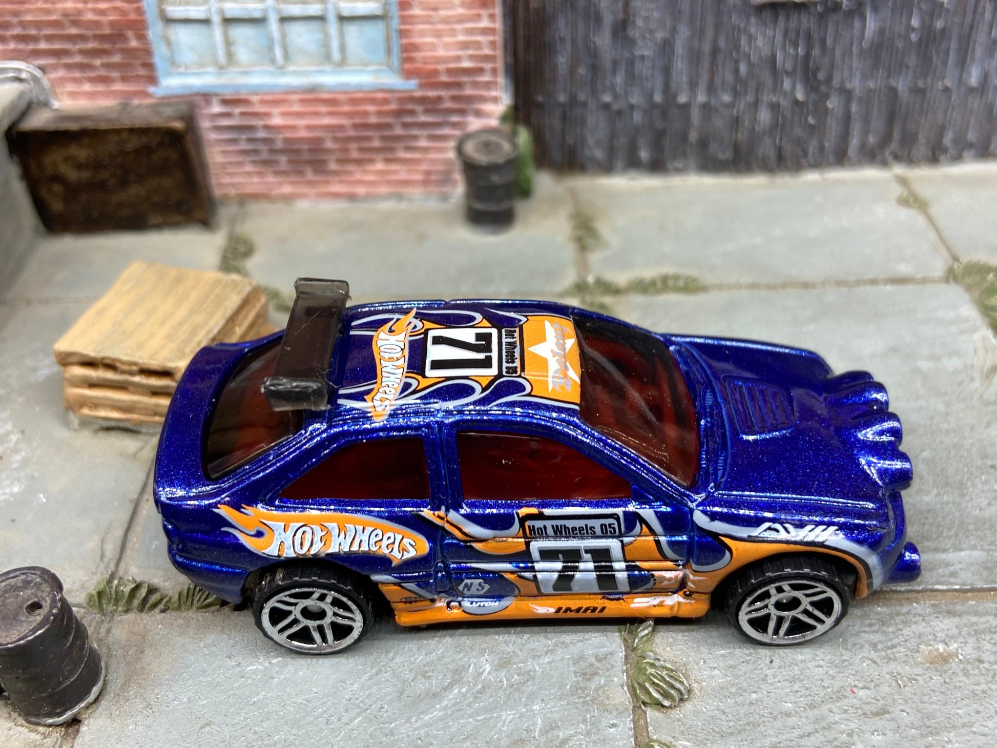 Loose Hot Wheels - Ford Escort Rally - Blue and Orange #71 Race Livery