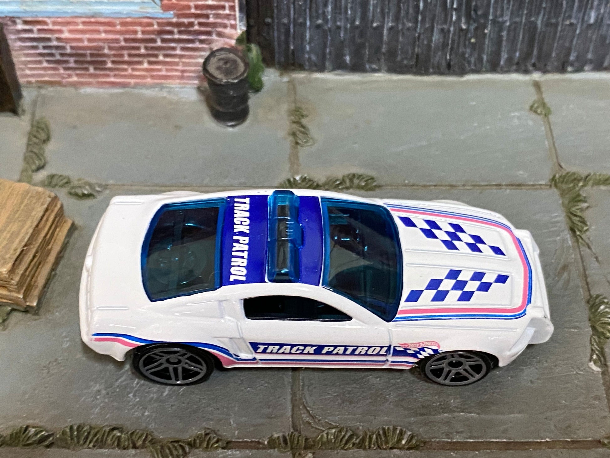 Loose Hot Wheels - Ford Mustang GT Concept - White, Red and Blue Track Patrol