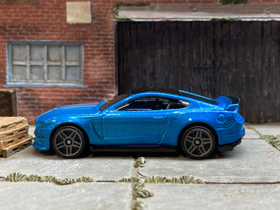 Loose Hot Wheels - Ford Mustang Shelby GT350R - Blue and Silver